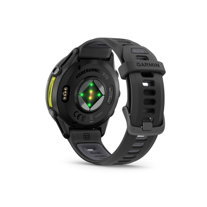 Garmin Forerunner 965, lunette en titane DLC gris carbone avec boîtier noir et bracelet en silicone jaune/noir (010-02809-02)