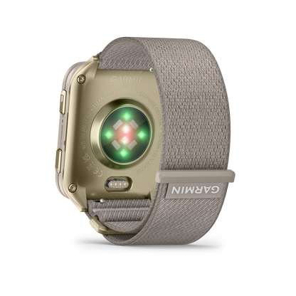 Garmin Venu 3, lunette en acier inoxydable argenté de 45 mm avec boîtier Whitestone et bracelet en silicone (010-02784-00)